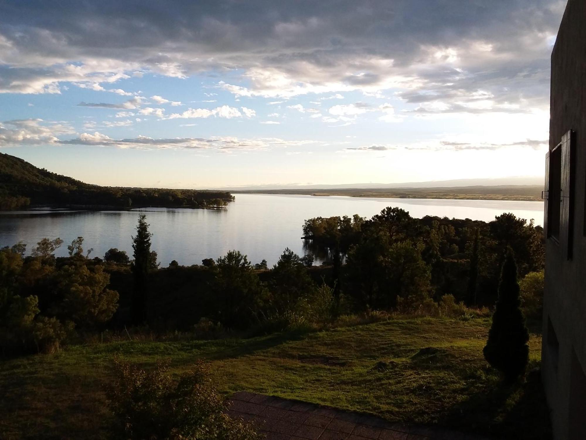 Peperina Lago Los Molinos Вилья-Сьюдад-де-Америка Экстерьер фото